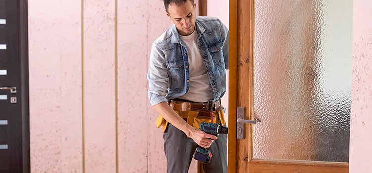 Door Glass Replacement Caledonia